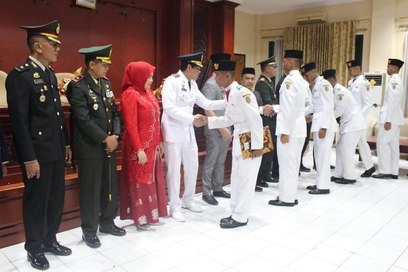 Bupati Parigi Moutong Apresiasi dan Ucapkan Terima Kasih kepada Paskibraka Penugas HUT RI ke-81
