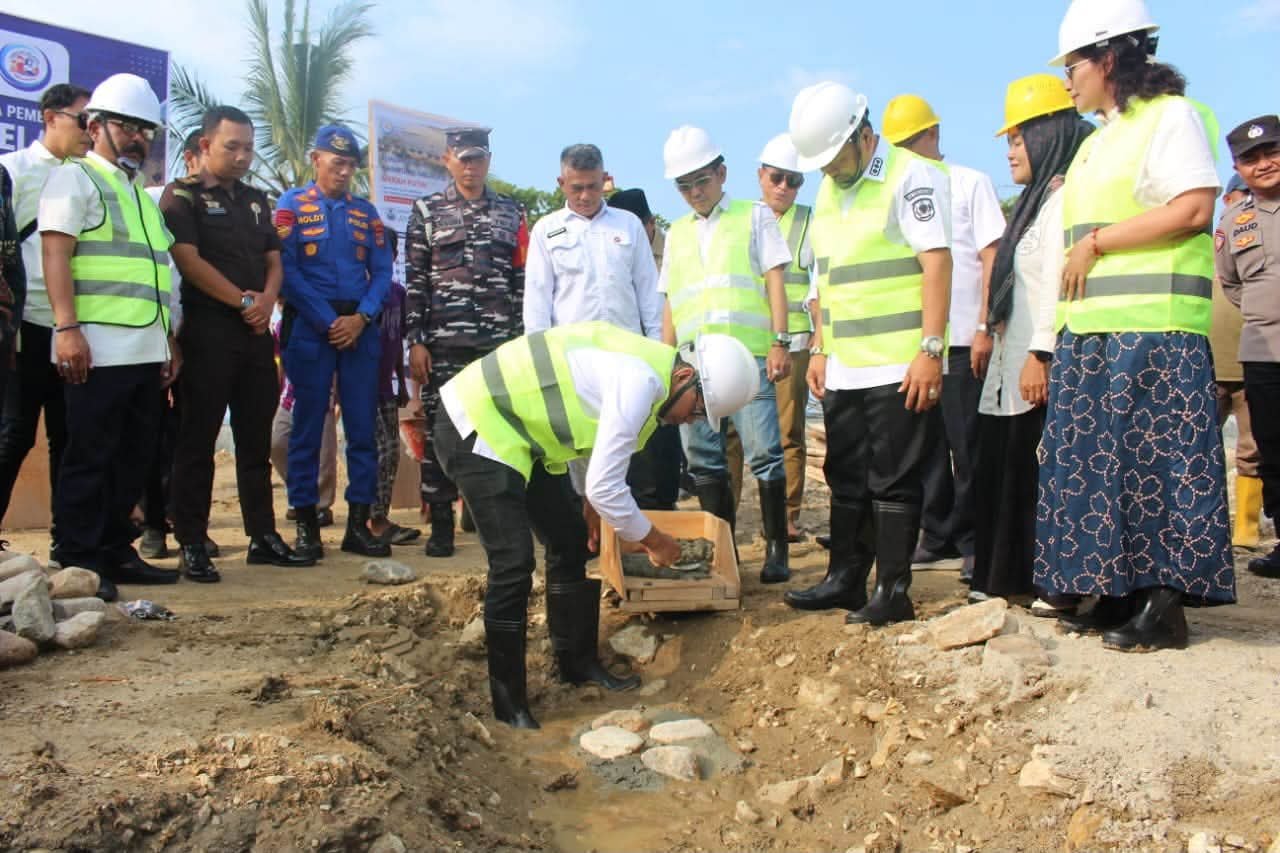 Peletakan Batu Pertama Kampung Nelayan Merah Putih, Parigi Moutong Miliki 9 Titik Terbanyak di Sulawesi Tengah